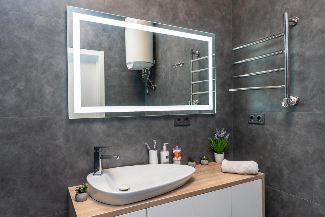 Comfort Apartment Near Minskaya Metro Station And Dreamtown Kiev Eksteriør billede